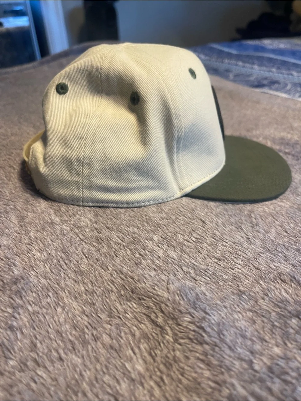 Kids Two-Tone Binky Bro Surf & Snow Cap - Green and Cream. Size INFANT